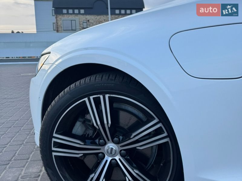 Седан Volvo S60 2020 в Києві