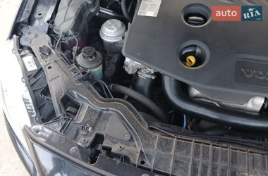 Седан Volvo S60 2014 в Нетішині
