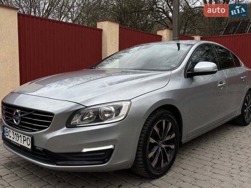 Седан Volvo S60 2017 в Львове