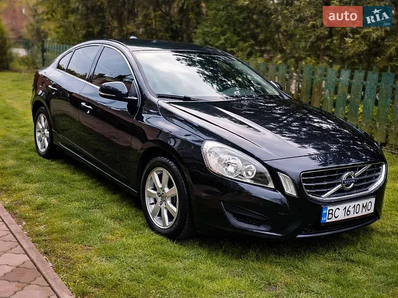 Volvo S60