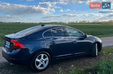 Седан Volvo S60 2012 в Борисполе