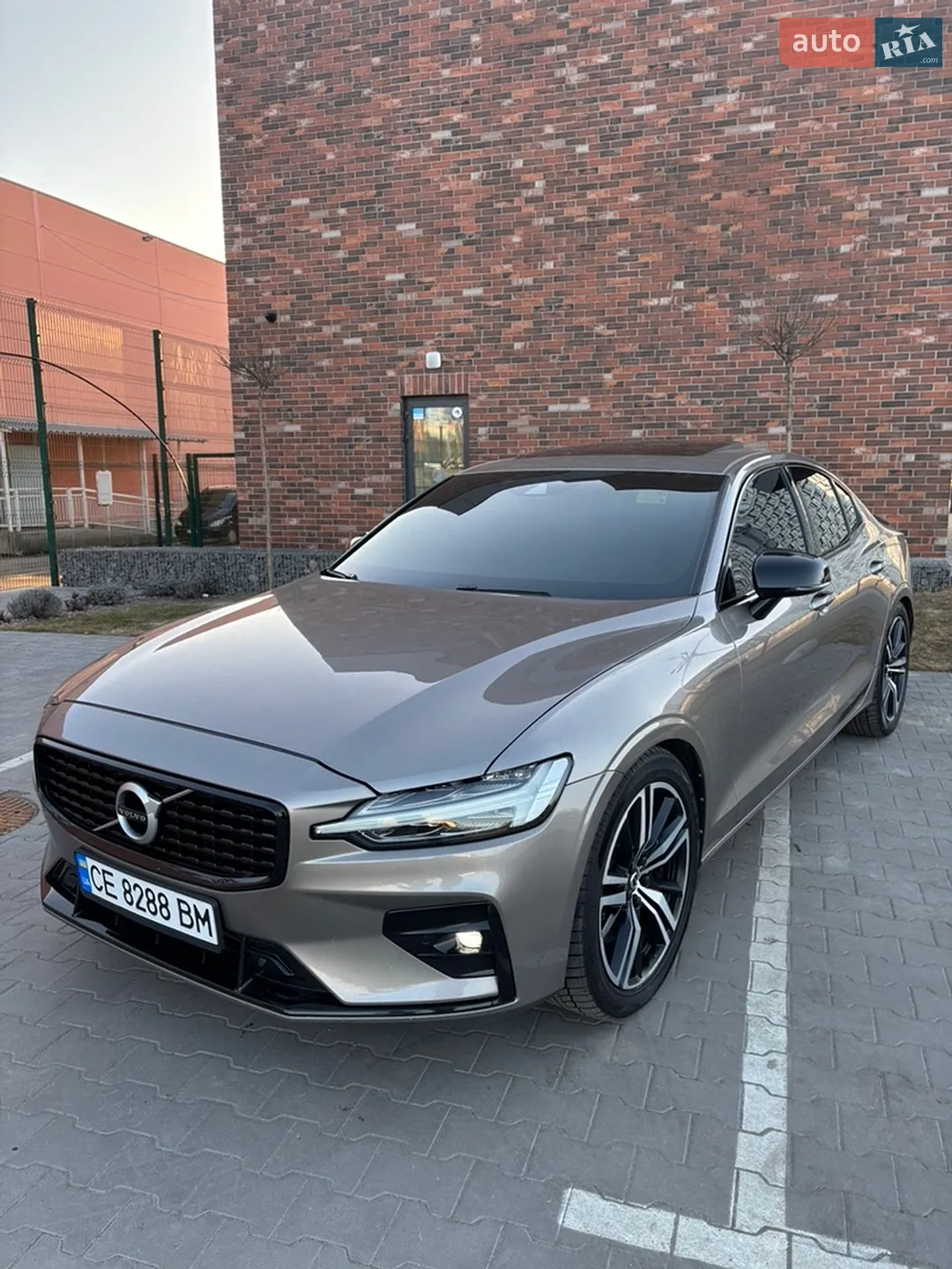 2018 Volvo S60 - мініатюра 12
