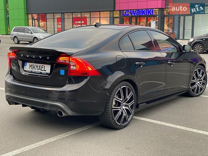 Седан Volvo S60 2017 в Києві