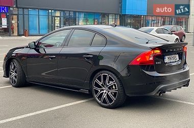 Седан Volvo S60 2017 в Києві