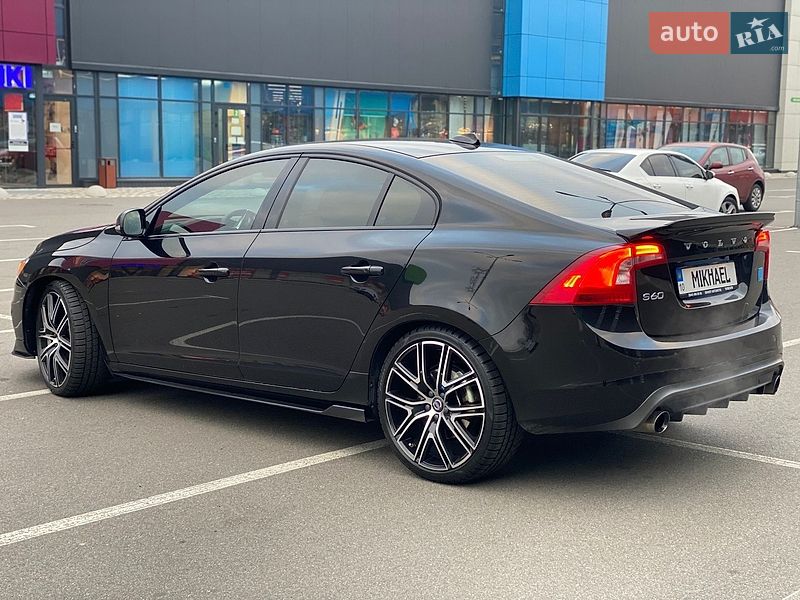 Седан Volvo S60 2017 в Києві