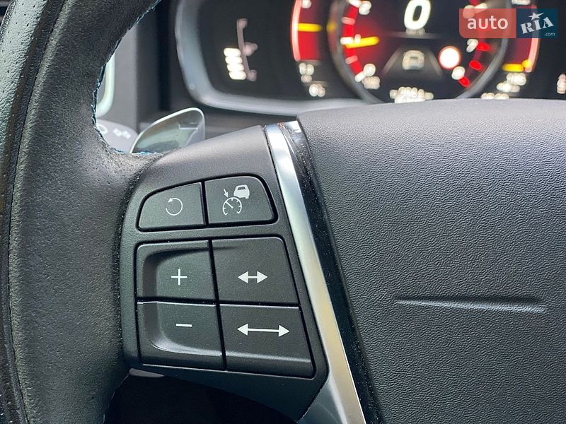 Седан Volvo S60 2017 в Києві