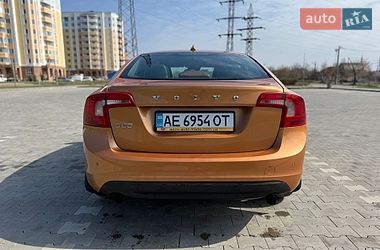 Седан Volvo S60 2010 в Ирпене
