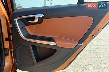 Седан Volvo S60 2010 в Ирпене