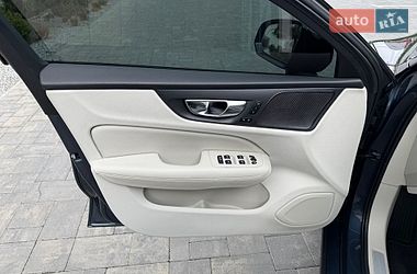 Седан Volvo S60 2023 в Луцке