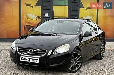 Седан Volvo S60 2011 в Стрые