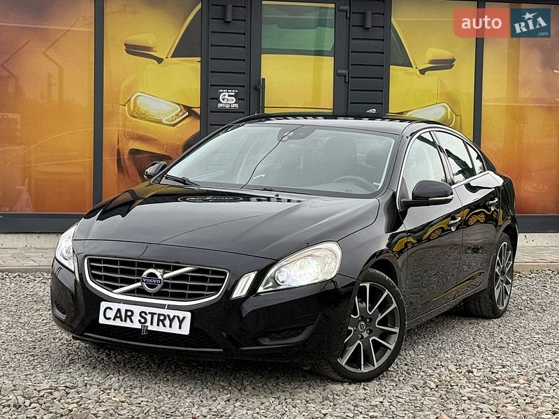 Седан Volvo S60 2011 в Стрые