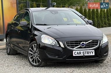 Седан Volvo S60 2011 в Стрые