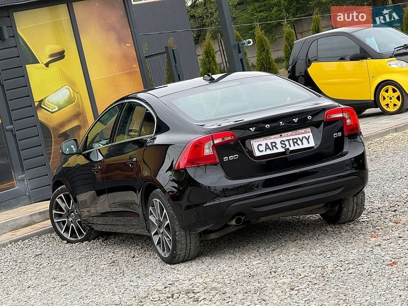 Седан Volvo S60 2011 в Стрые