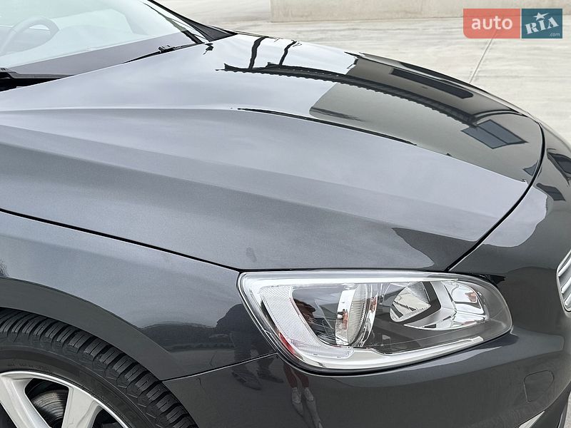 Седан Volvo S60 2016 в Луцке