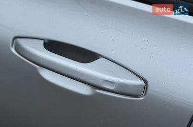 Седан Volvo S60 2021 в Киеве