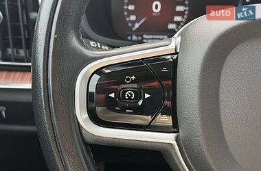 Седан Volvo S60 2019 в Киеве