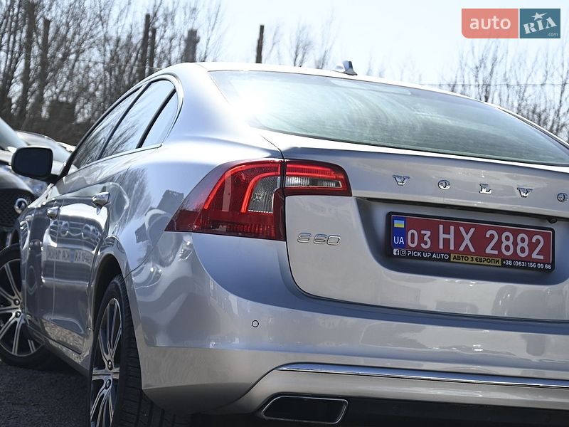 Седан Volvo S60 2018 в Бердичеве