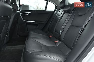 Седан Volvo S60 2018 в Бердичеве
