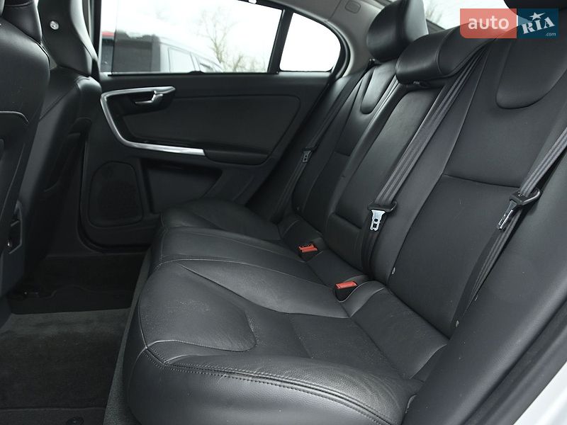 Седан Volvo S60 2018 в Бердичеве