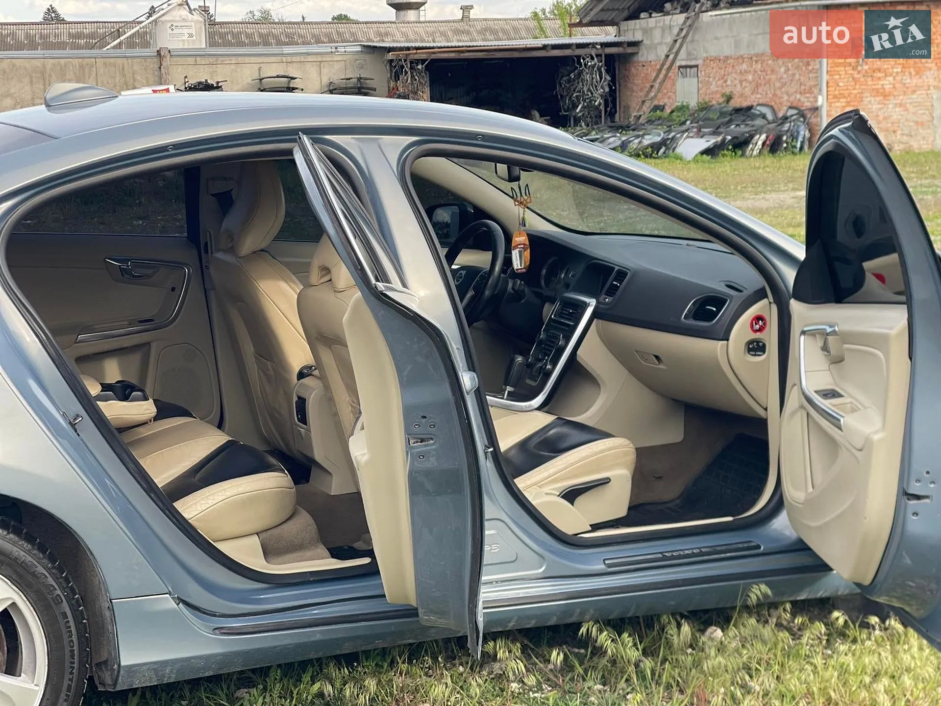 2011 Volvo S60 - мініатюра 9