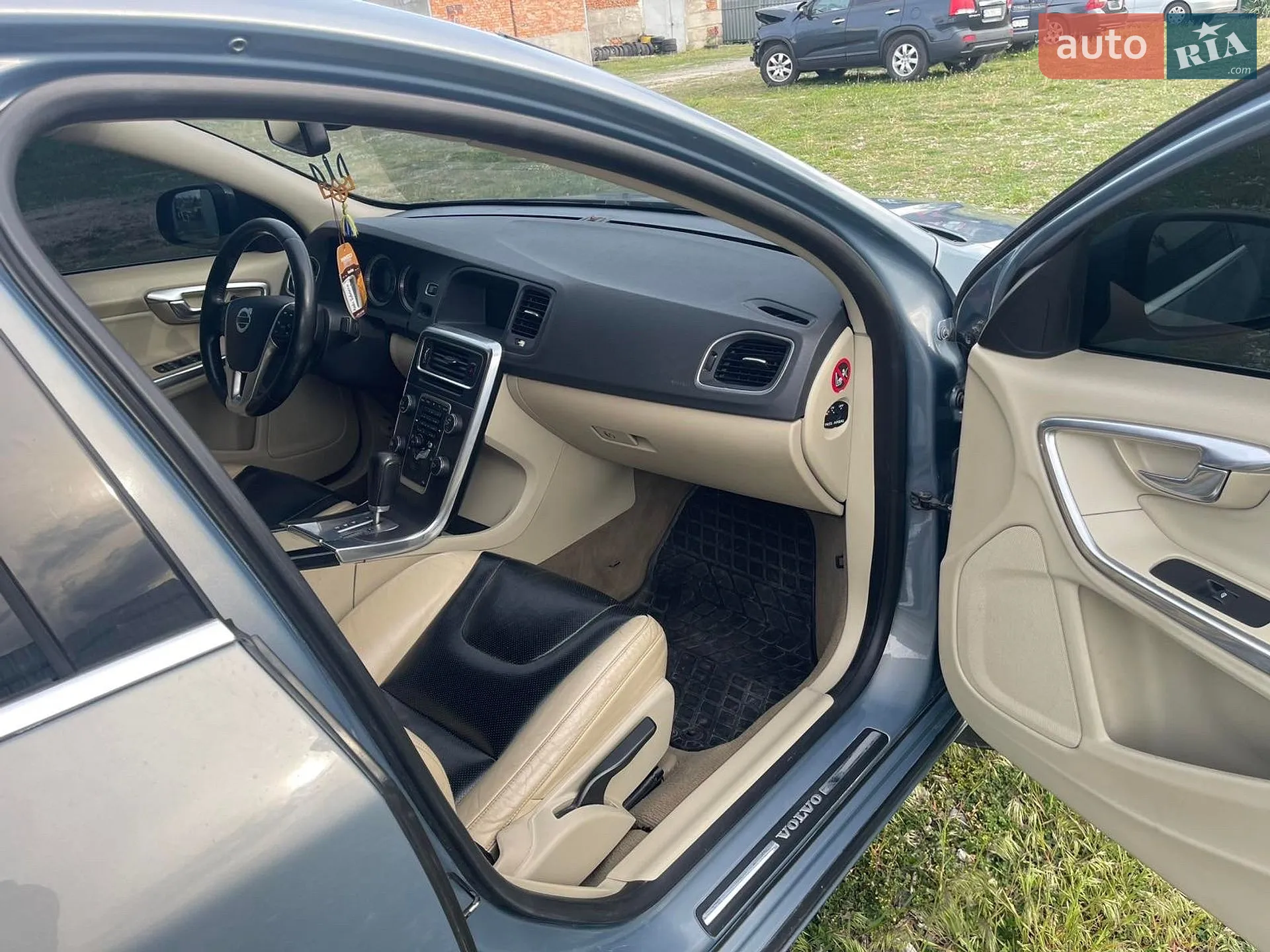 2011 Volvo S60 - мініатюра 16
