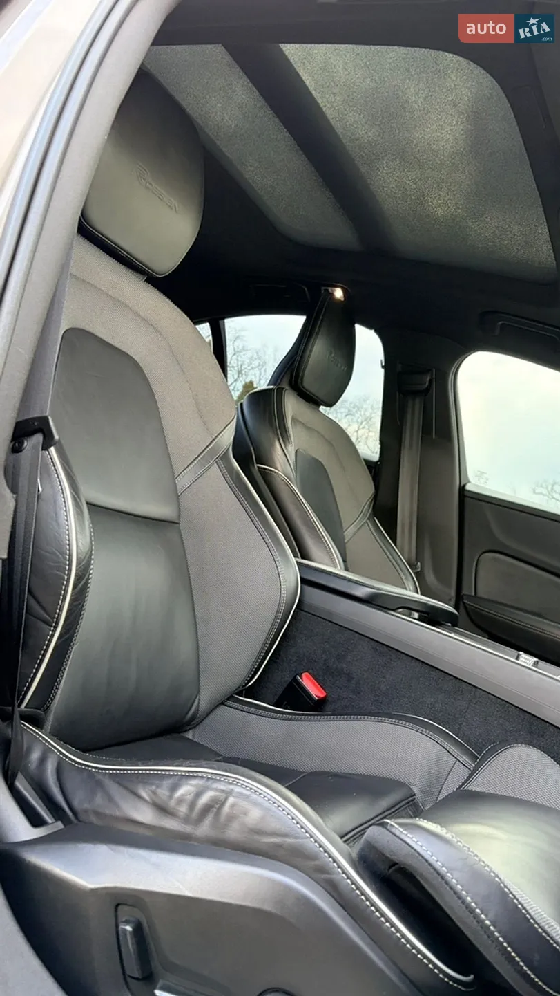 2019 Volvo S60 - мініатюра 18