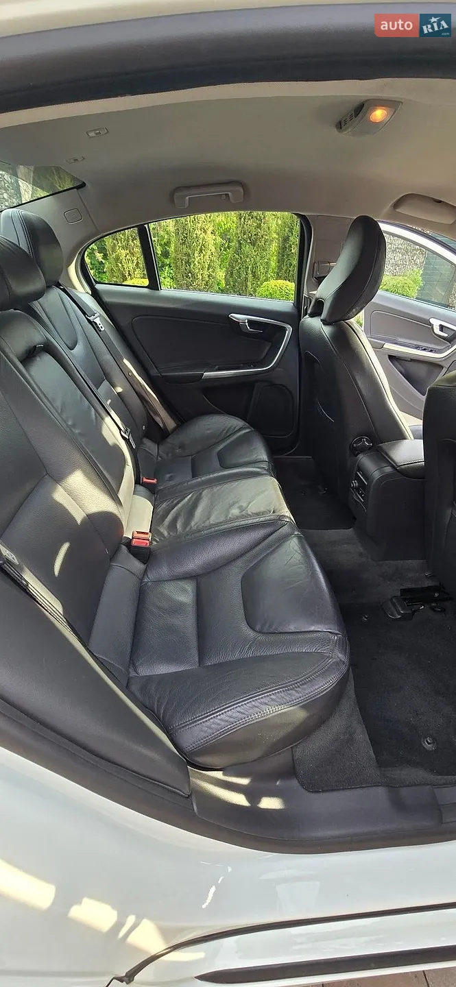 2011 Volvo S60 - мініатюра 12