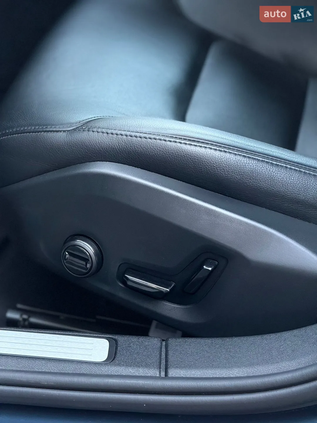 2024 Volvo S60 - мініатюра 23
