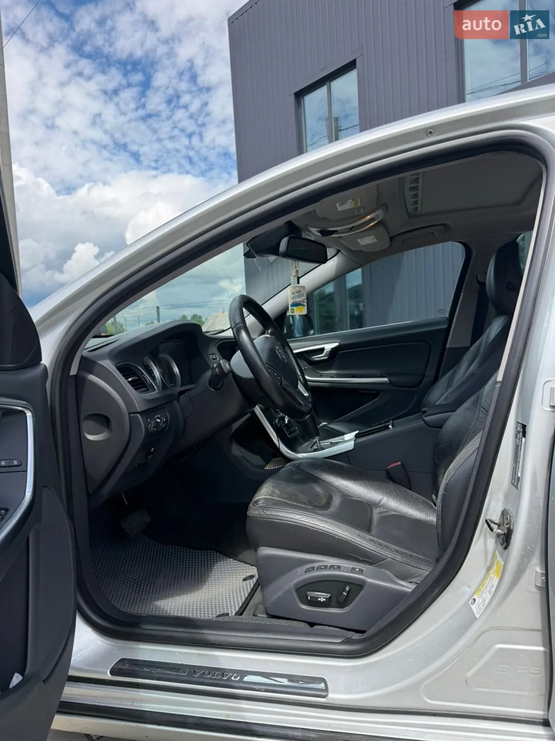 2011 Volvo S60 - мініатюра 8