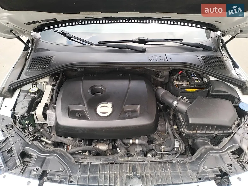 Volvo S60 2014 VIN YV140MFB9F2308339 фото оголошення 34 з 78