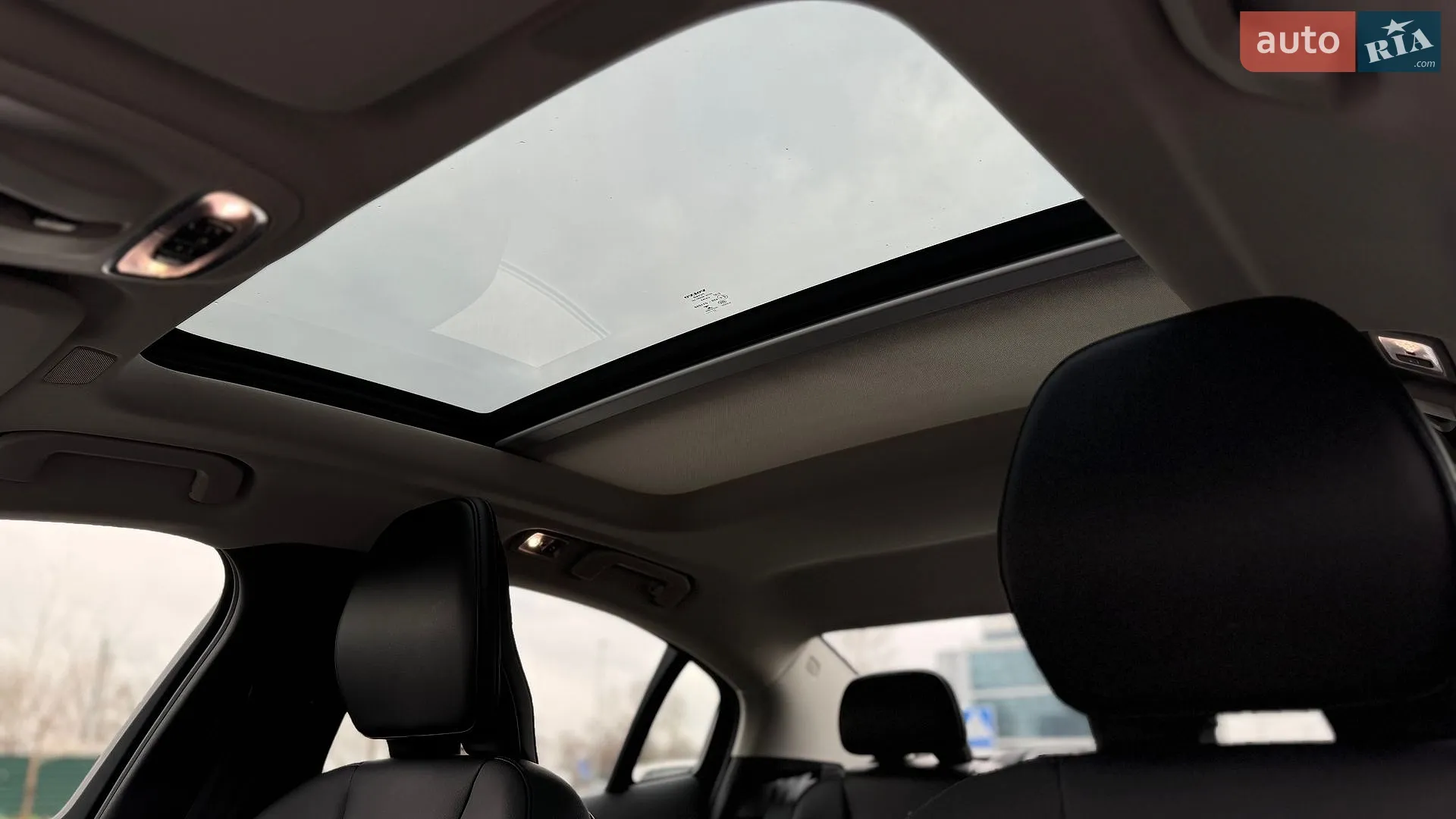 2021 Volvo S60 - мініатюра 39