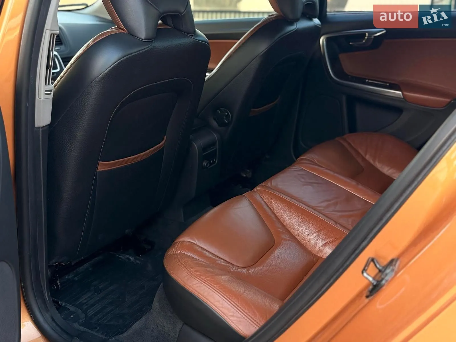 2011 Volvo S60 - мініатюра 17