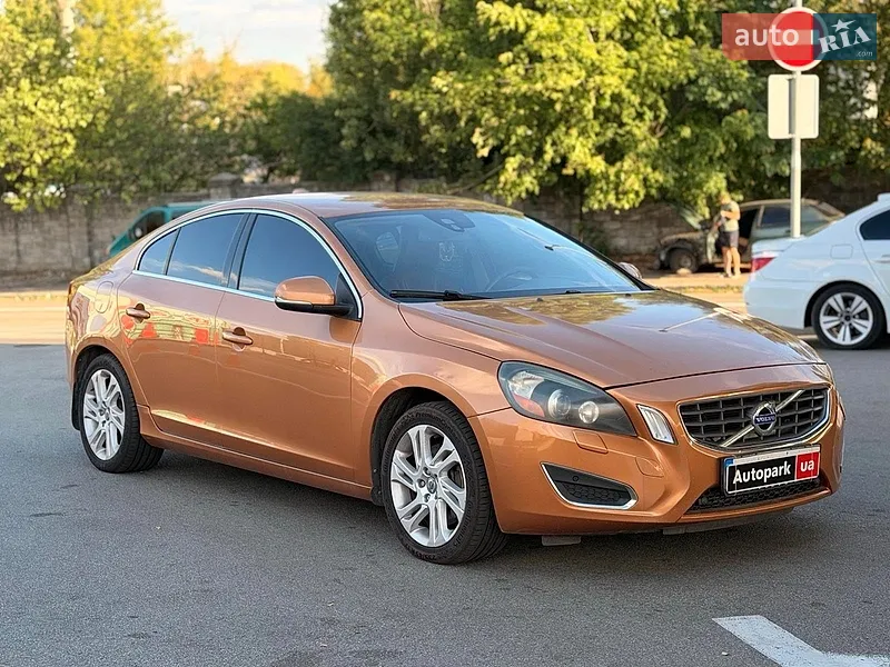 Volvo S60