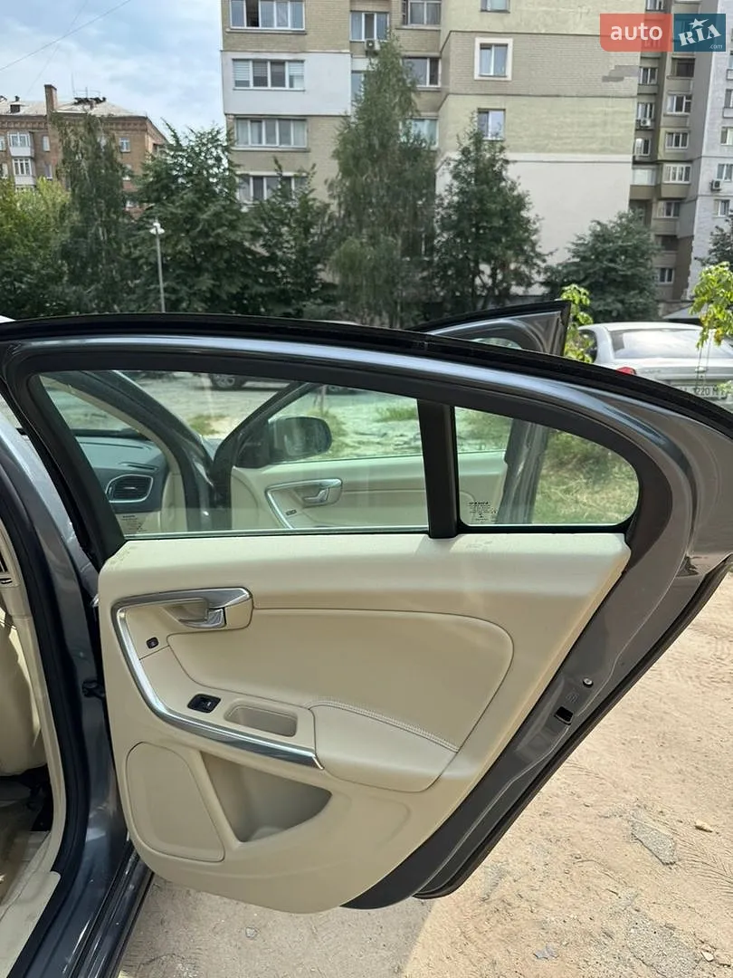 2015 Volvo S60 - мініатюра 19