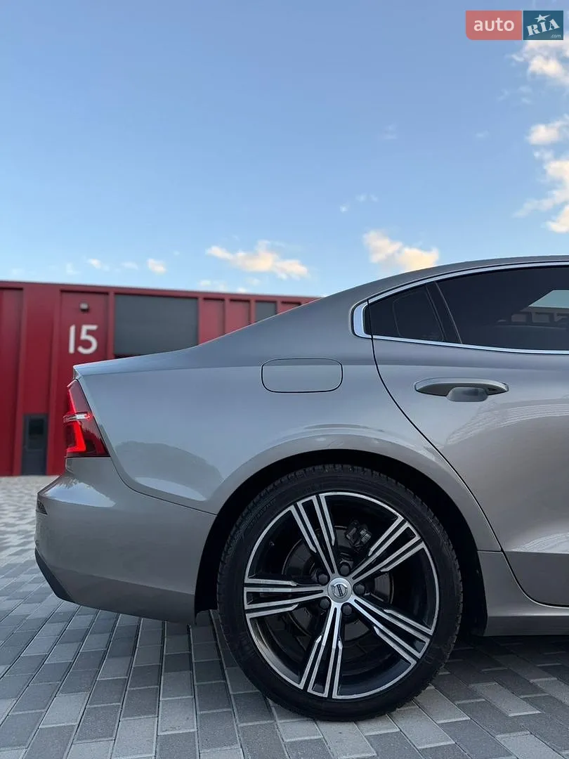 2019 Volvo S60 - мініатюра 13