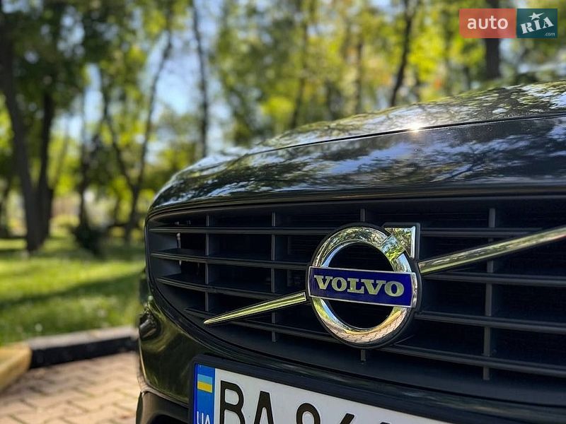 Седан Volvo S60 2015 в Александрие