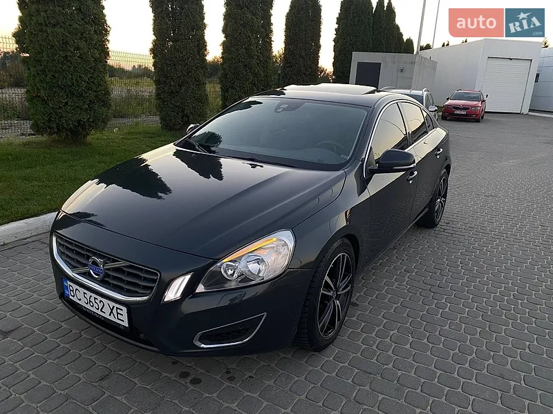 Volvo S60