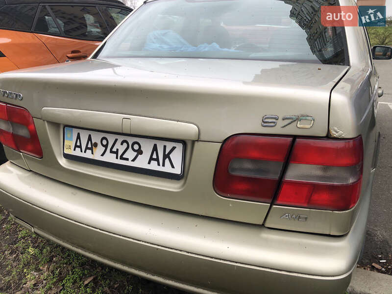 Седан Volvo S70 1999 в Киеве