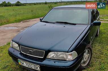 Седан Volvo S70 1998 в Дубровиці