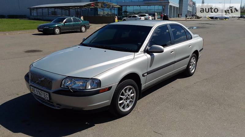 Седан Volvo S80 2000 в Кривом Роге