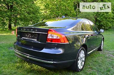 Седан Volvo S80 2014 в Киеве