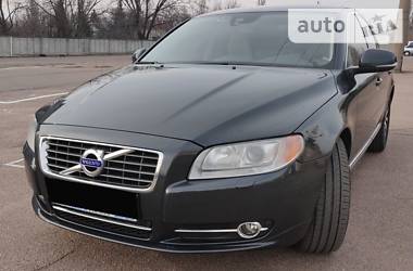 Седан Volvo S80 2013 в 
