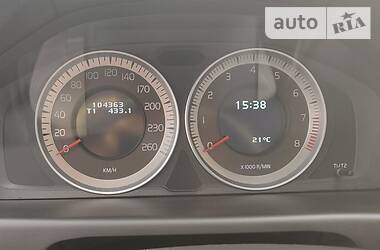 Седан Volvo S80 2013 в 
