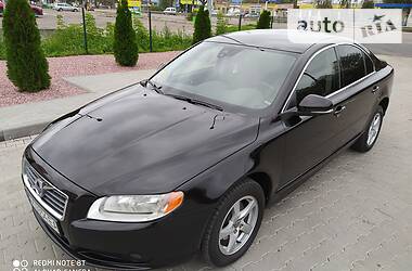 Седан Volvo S80 2012 в Житомире