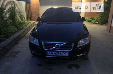 Седан Volvo S80 2012 в Киеве