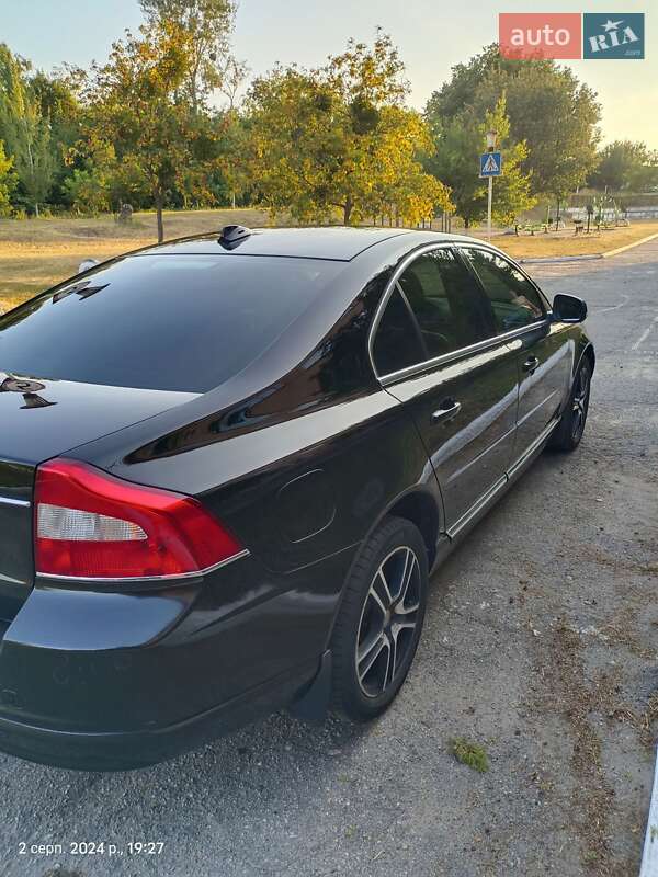 Седан Volvo S80 2013 в Лохвице фото 4 Седан Volvo S80 2013 в Лохвице