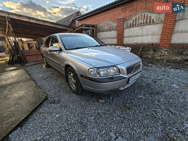 Volvo S80 2000