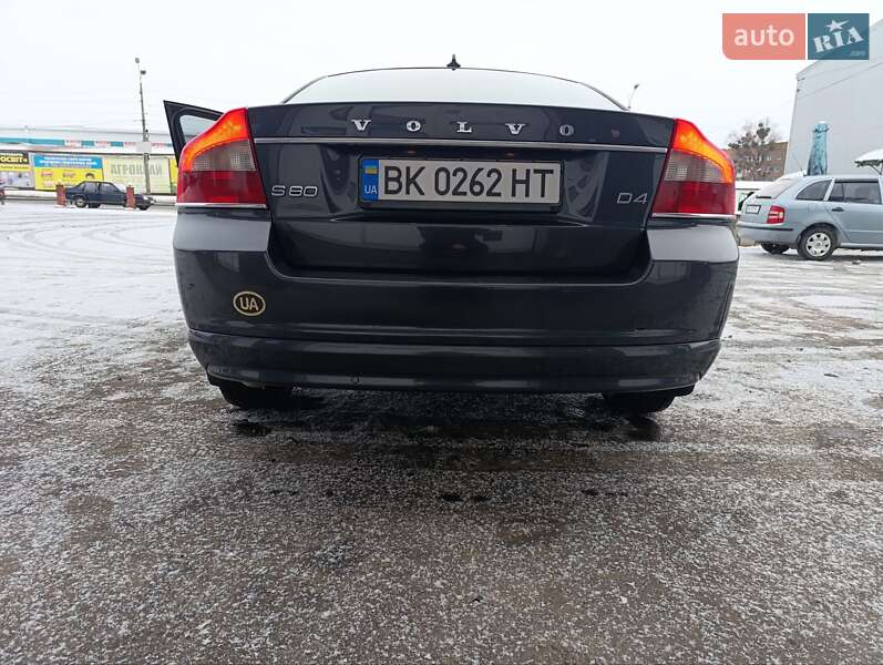 Седан Volvo S80 2012 в Тульчині