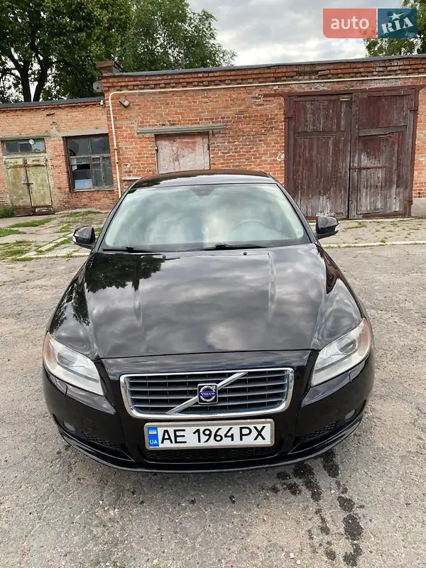 Volvo S80
