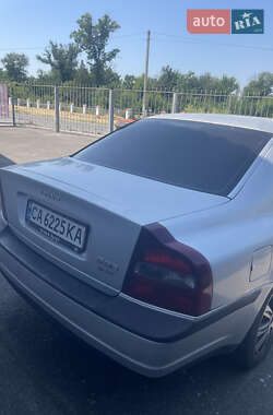 Седан Volvo S80 2001 в 